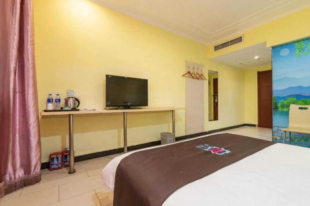 Bed in Pai Hotel Tianjin Binguan Metro Station Municipal Government