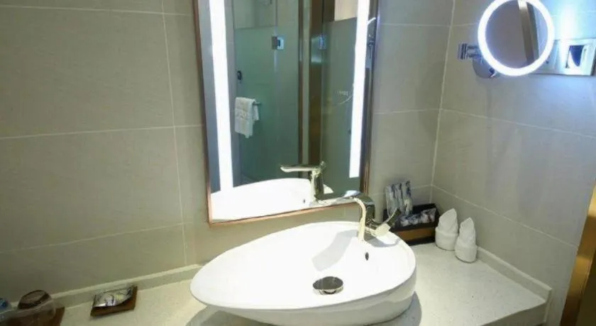 Lavande Hotel Beijing Olympic Village bird nest