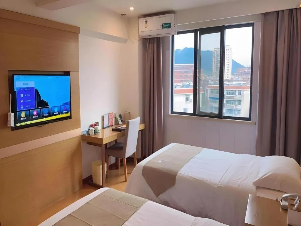 Bed in GreenTree Inn Xuancheng Jingxian Wannan First Street Express Hotel