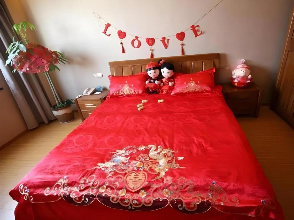 Bed in GreenTree Inn Xuancheng Jingxian Wannan First Street Express Hotel