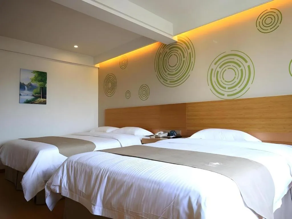Bed in GreenTree Inn Xuancheng Jingxian Wannan First Street Express Hotel