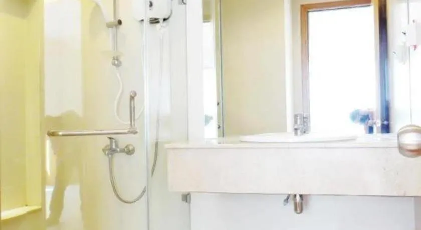 Edenpark Apartment & hotel service