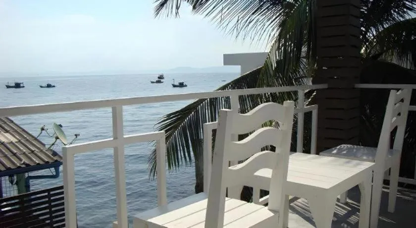 Sea beach Koh Larn 2 Hotel