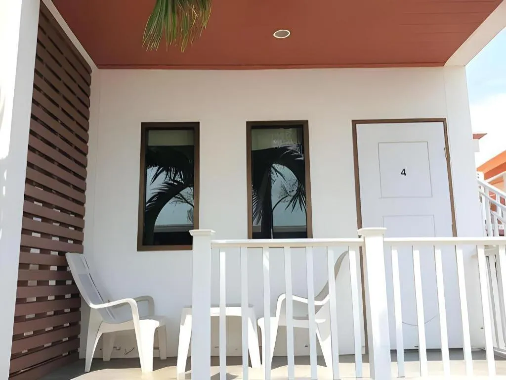 Sea beach Koh Larn 2 Hotel