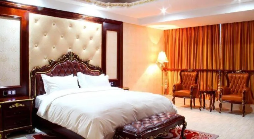 Bed in Wanjiale International Hotel