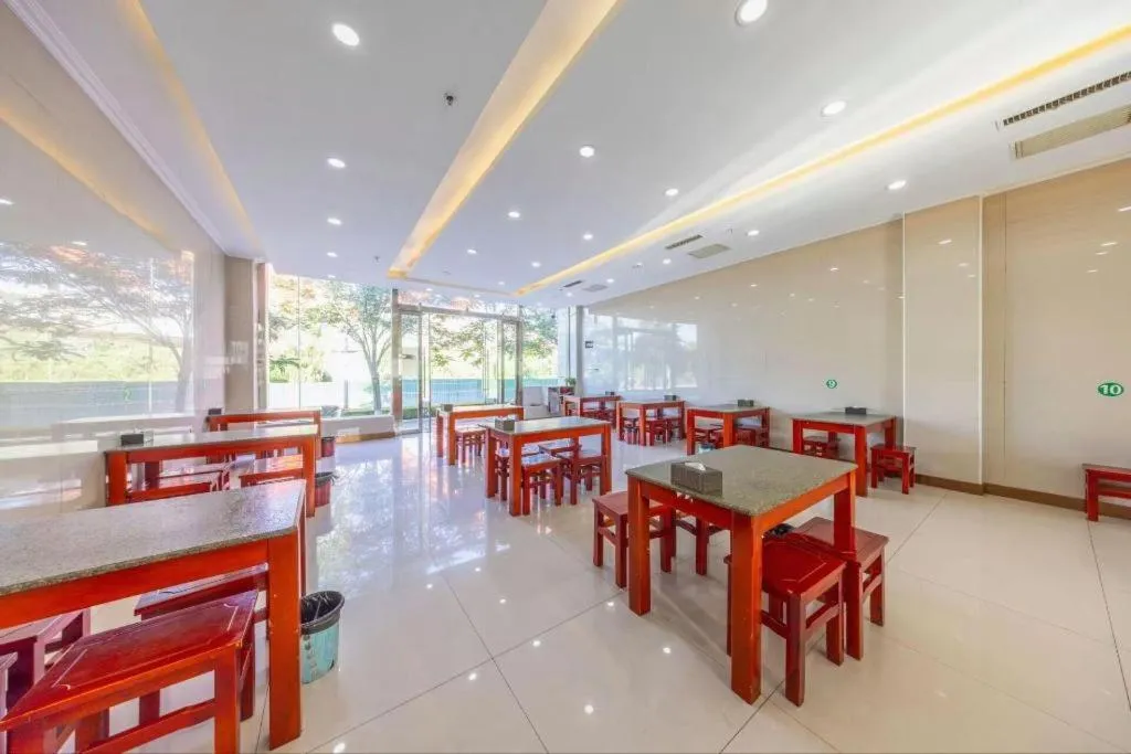 GreenTree Inn Linxia Niujinhe Avenue Express Hotel