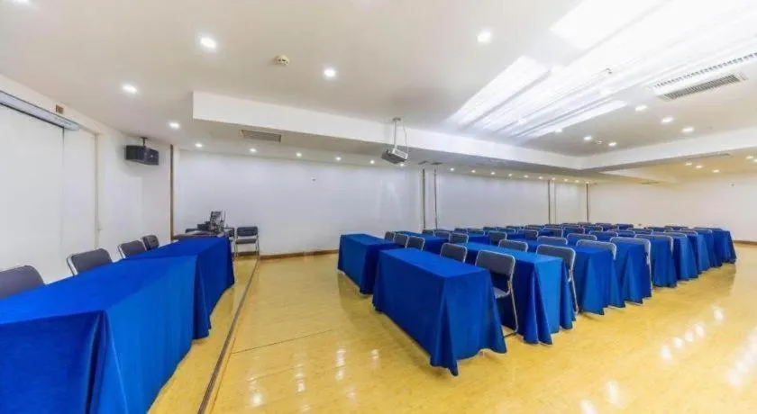 GreenTree Inn Linxia Niujinhe Avenue Express Hotel