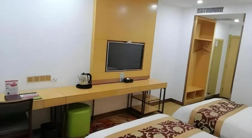 Bed in GreenTree Inn Linxia Niujinhe Avenue Express Hotel