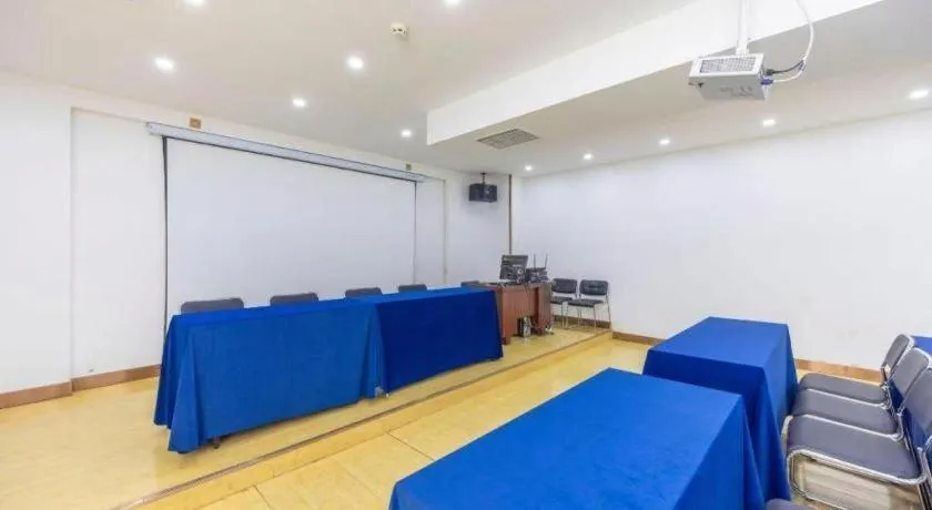 GreenTree Inn Linxia Niujinhe Avenue Express Hotel