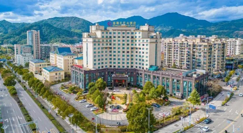 Taishun Xiangzhou New Century Hotel