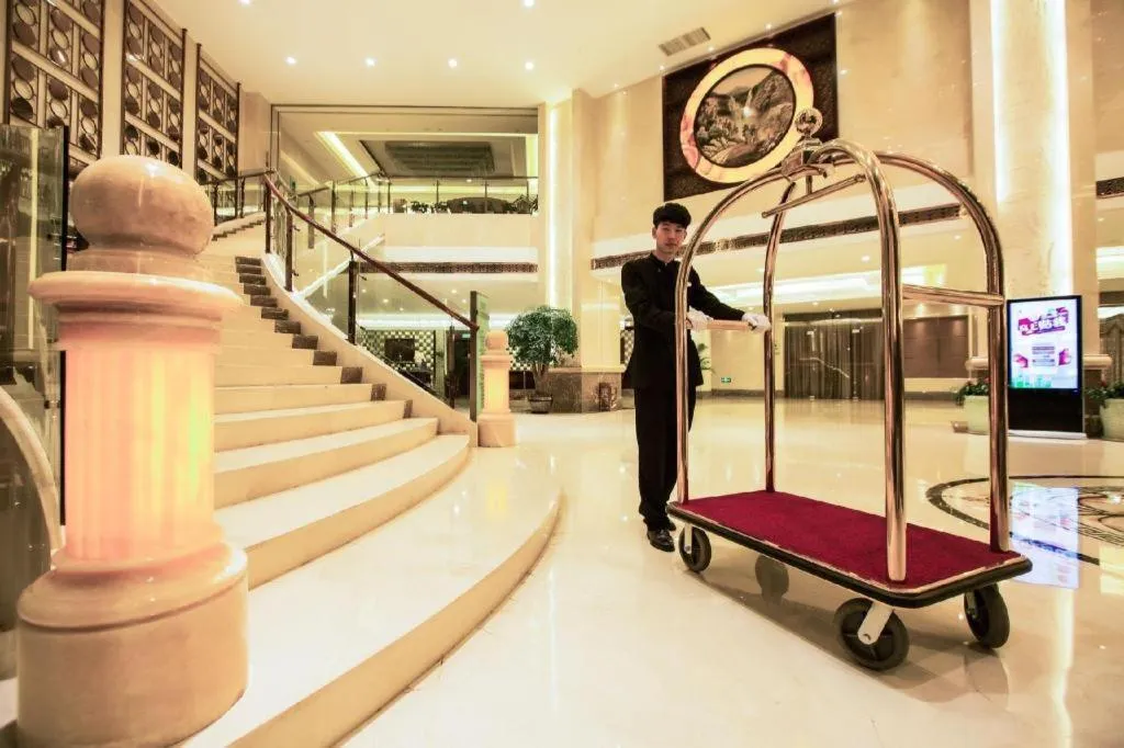 Taishun Xiangzhou New Century Hotel