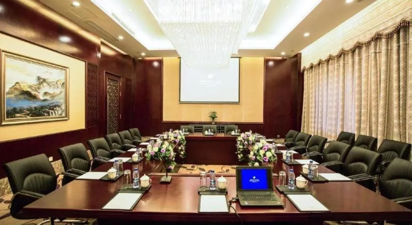 Taishun Xiangzhou New Century Hotel