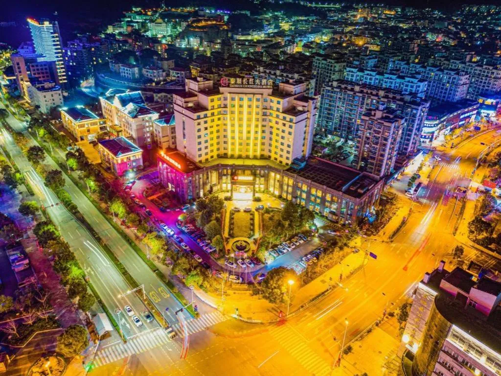 Taishun Xiangzhou New Century Hotel