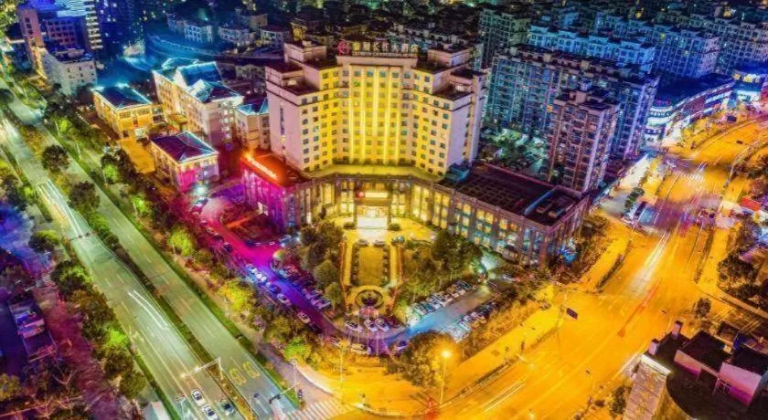 Taishun Xiangzhou New Century Hotel