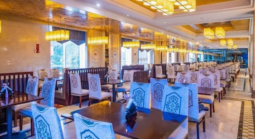 Taishun Xiangzhou New Century Hotel