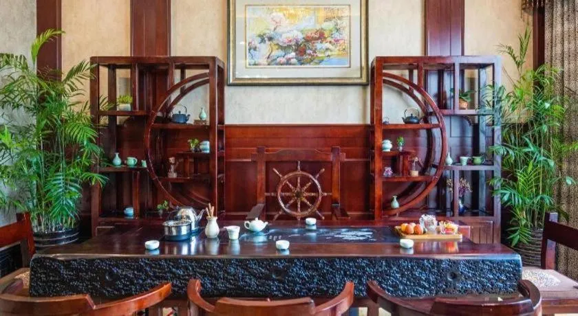 Taishun Xiangzhou New Century Hotel