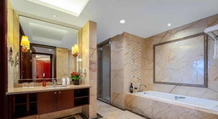 Taishun Xiangzhou New Century Hotel