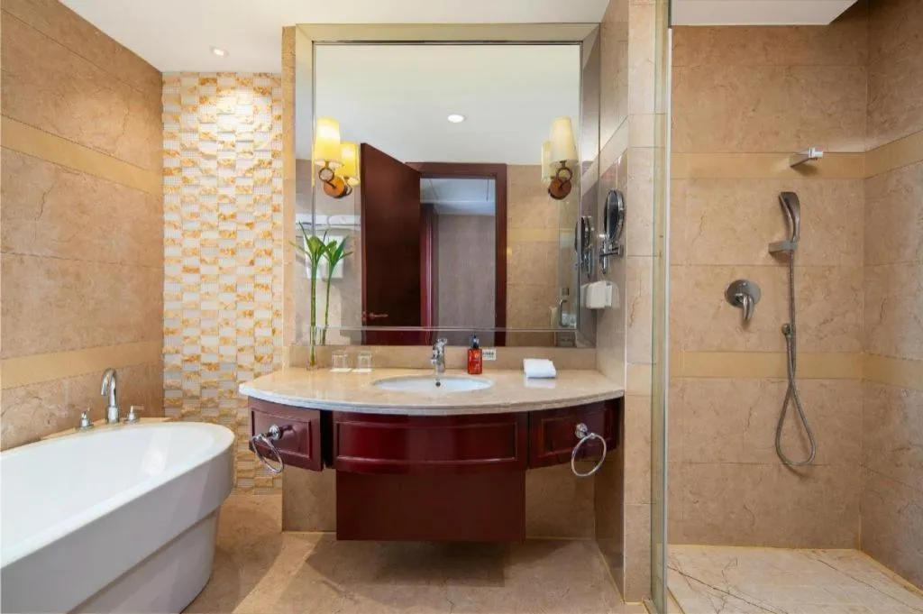 Taishun Xiangzhou New Century Hotel