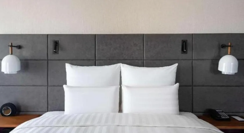 Bed in Ibis Xinzhou Qiyi RD
