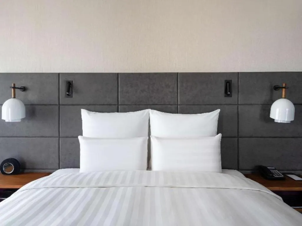 Bed in Ibis Xinzhou Qiyi RD