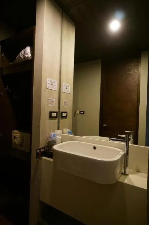 The Bangkok Venice Suite