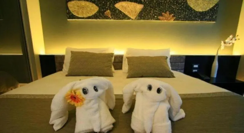 Bed in The Bangkok Venice Suite