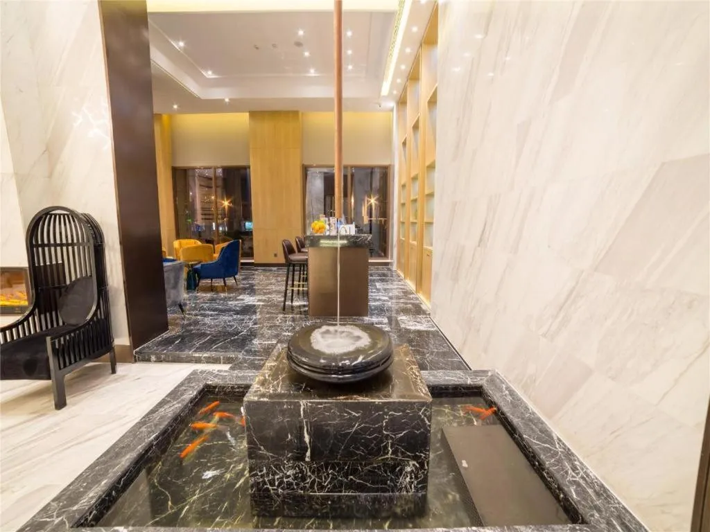 Metropolo Hotel Huazhong University Guanggu Avenue