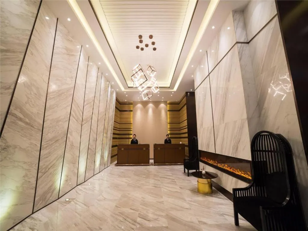 Metropolo Hotel Huazhong University Guanggu Avenue