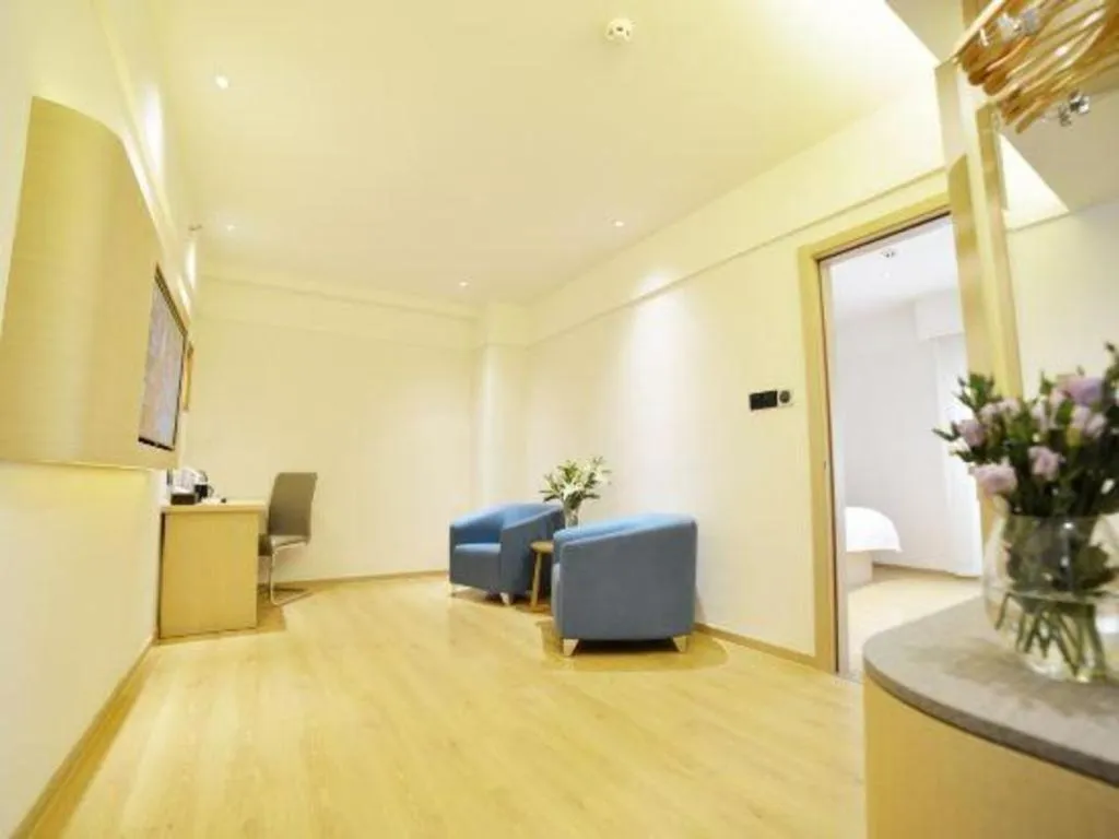 Metropolo Hotel Qingdao Wusi Square Xiaomaidao