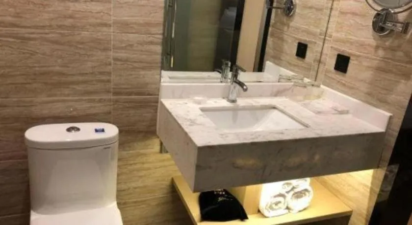 Metropolo Hotel Qingdao Wusi Square Xiaomaidao