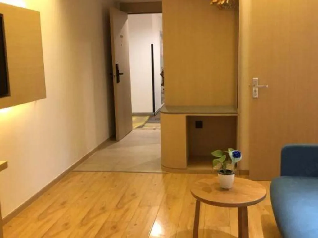 Metropolo Hotel Qingdao Wusi Square Xiaomaidao