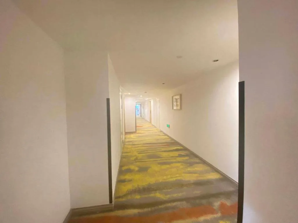 Metropolo Hotel Qingdao Wusi Square Xiaomaidao