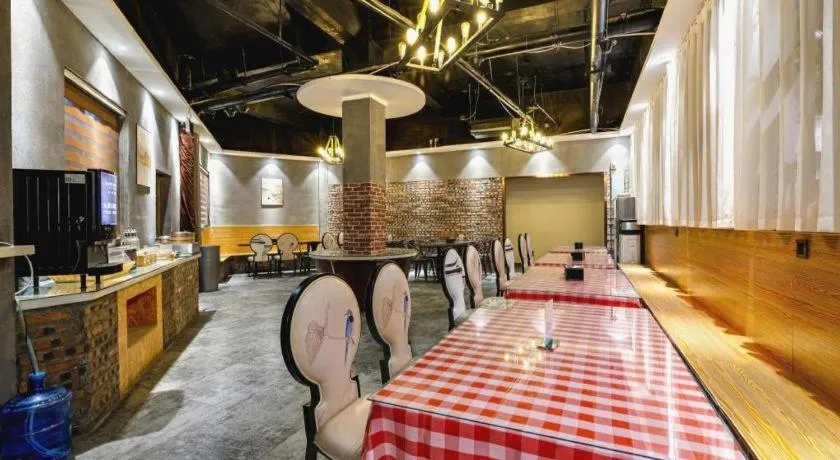 James Joyce Coffetel Qufu Tourist Center Gulou Street Sankong Scenic Spot