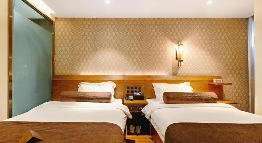 Bed in James Joyce Coffetel Qufu Tourist Center Gulou Street Sankong Scenic Spot