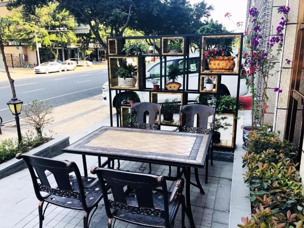 James Joyce Coffetel Chengdu Jichang Road Shenxianshu