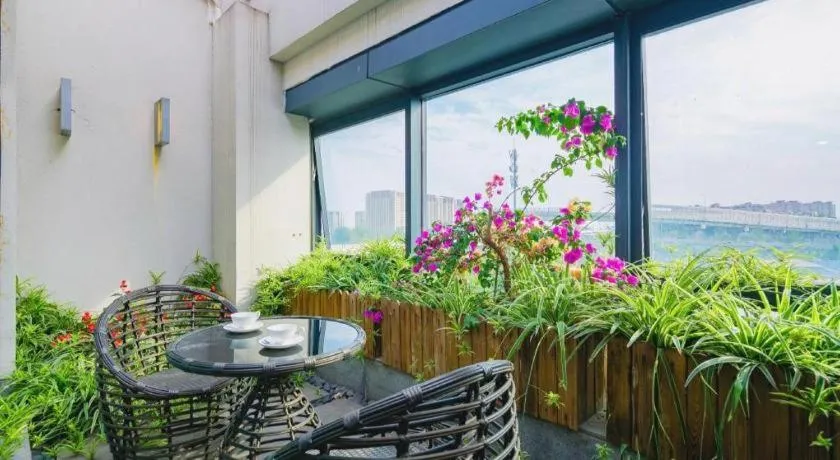 James Joyce Coffetel Chengdu Jichang Road Shenxianshu