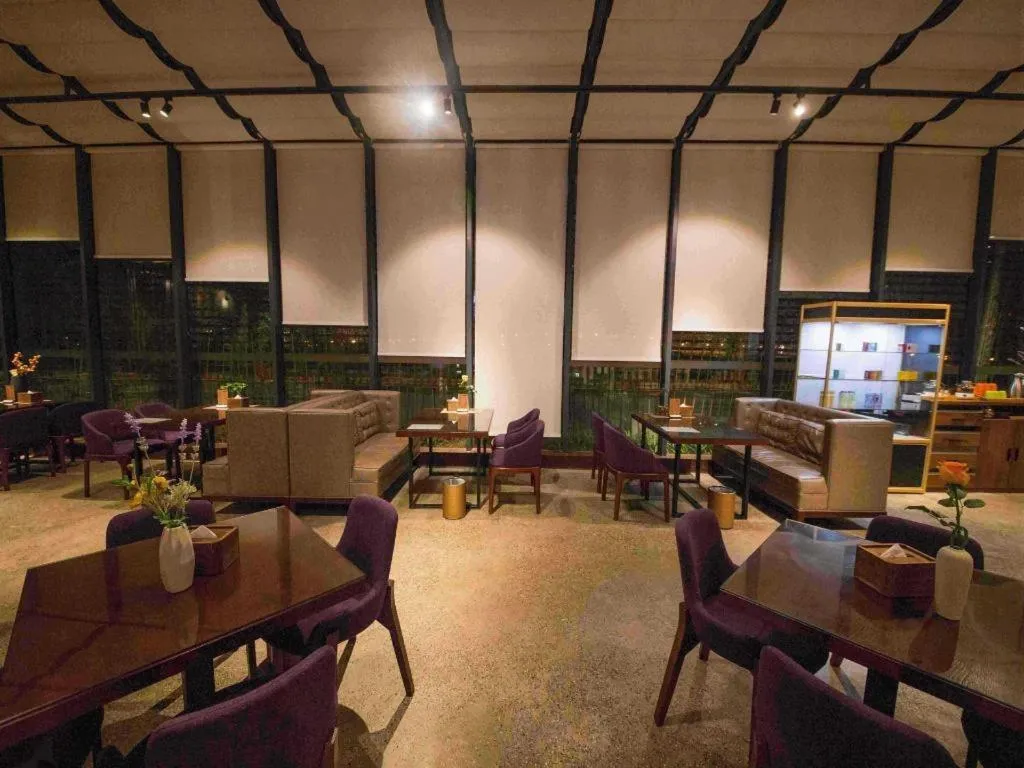 James Joyce Coffetel Chengdu Jichang Road Shenxianshu