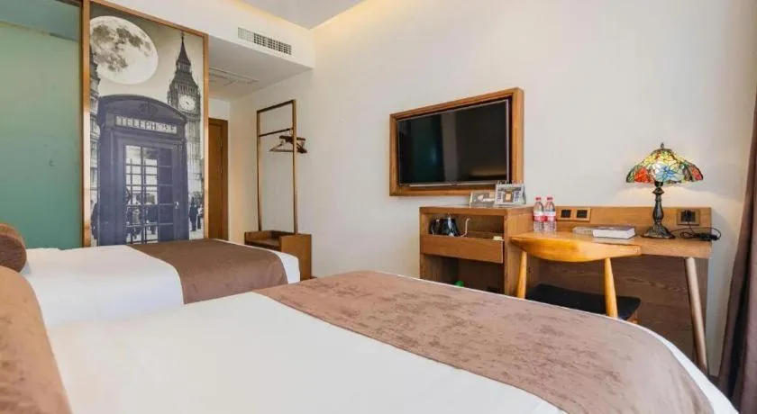 Bed in James Joyce Coffetel Chengdu Jichang Road Shenxianshu