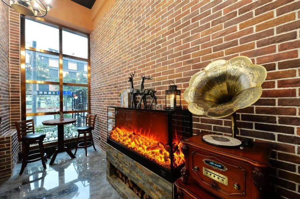 James Joyce Coffetel Chengdu Jichang Road Shenxianshu