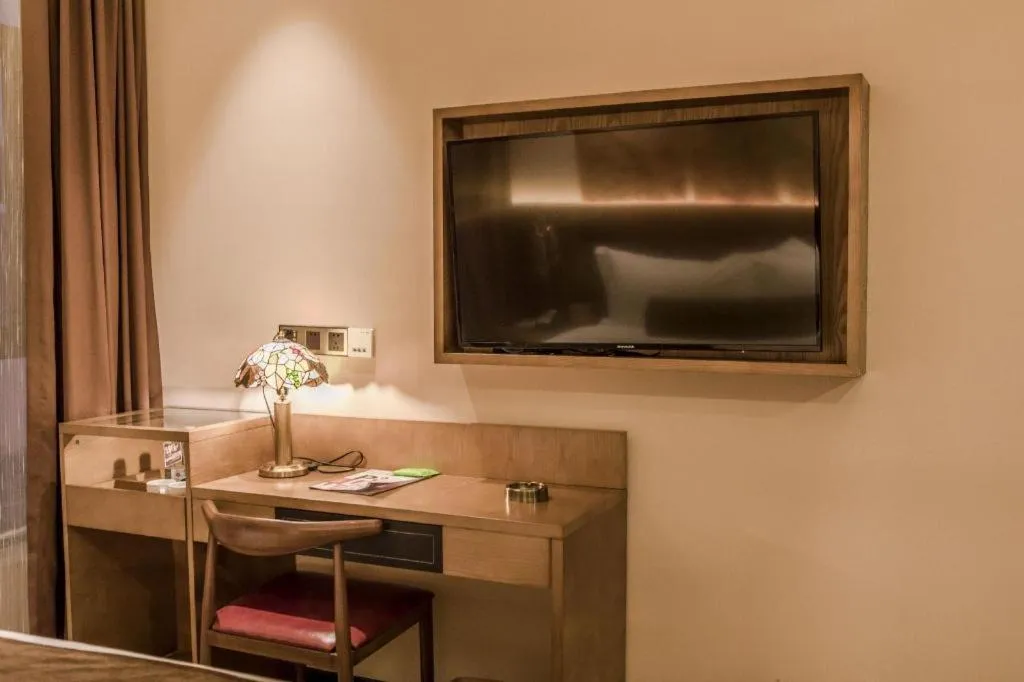 James Joyce Coffetel Guangzhou Dongxiaonan Metro Station Branch