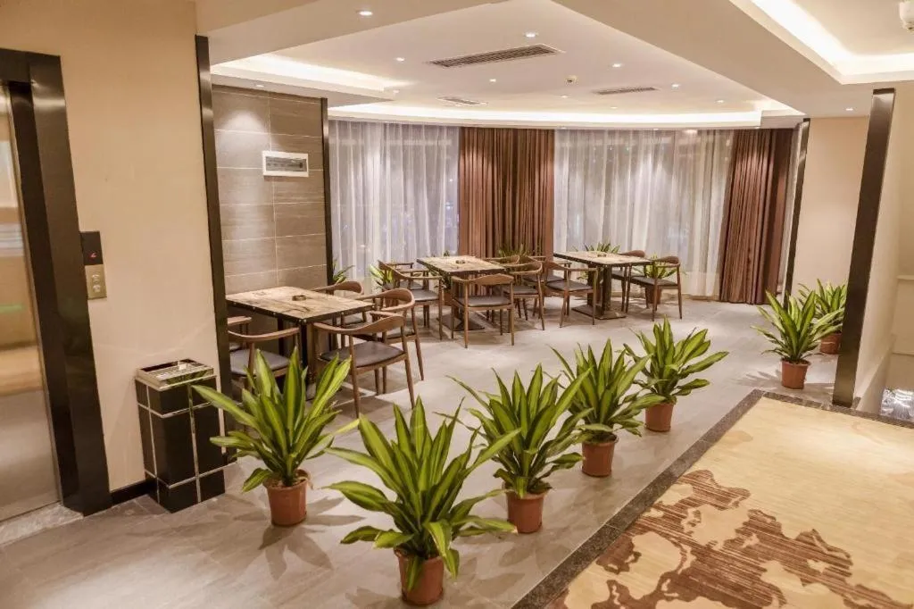 James Joyce Coffetel Guangzhou Dongxiaonan Metro Station Branch