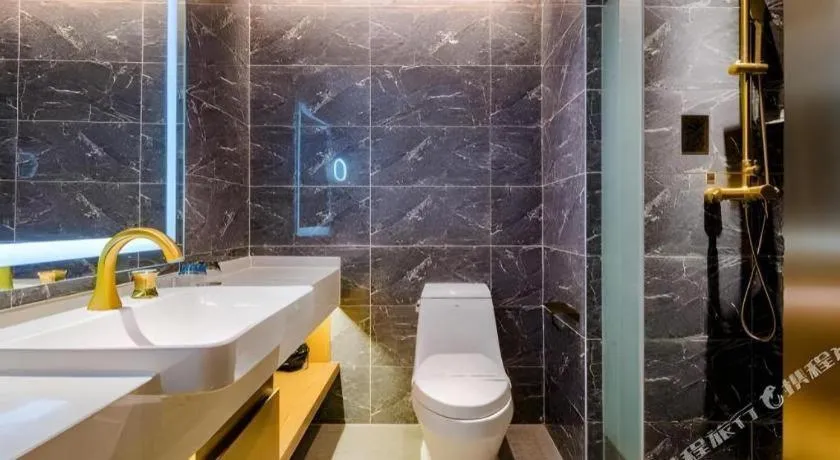 James Joyce Coffetel Xinyang Xixian Longhu Huayi