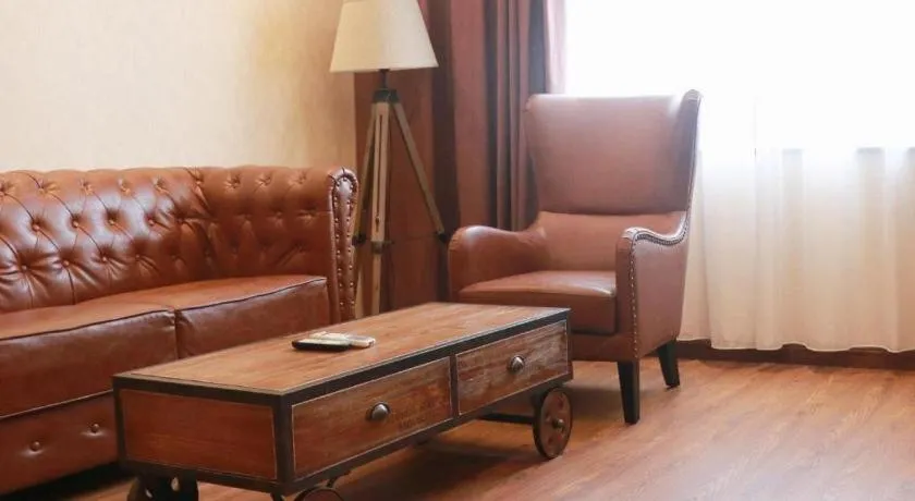 James Joyce Coffetel Xinyang Xixian Longhu Huayi