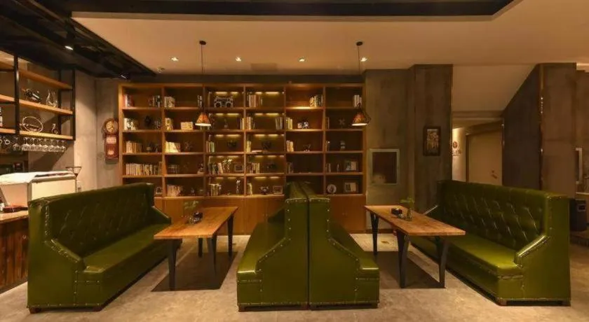 James Joyce Coffetel Baoding Gaobeidian Railway Station Branch