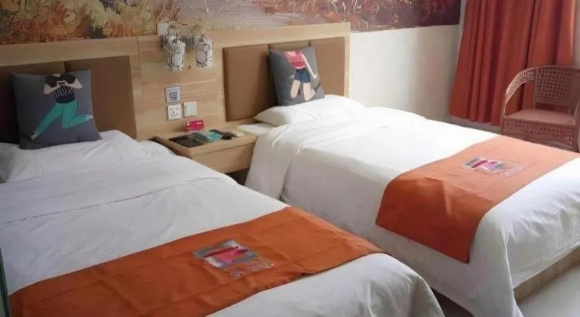 Bed in PAI Hotel Beijing Capital International Airport Linhe Development Zone