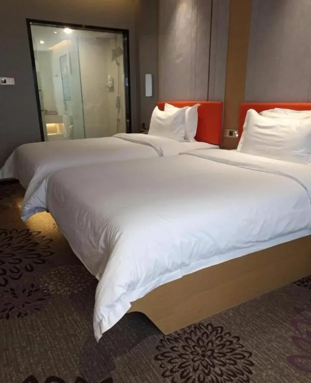 Bed in 7Days Premium Chengdu New Century Global Centre New Exhibiton Branch