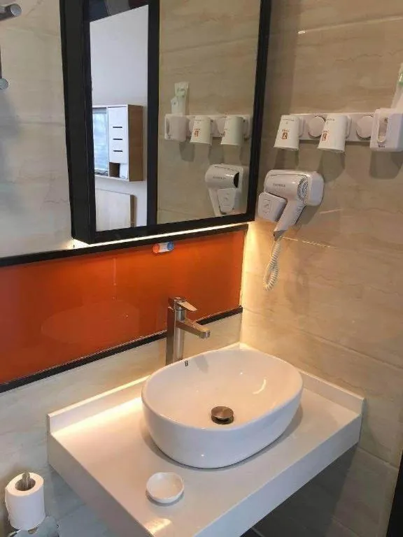 7Days Premium Nanjing Olympic Sports International Exhibition Center