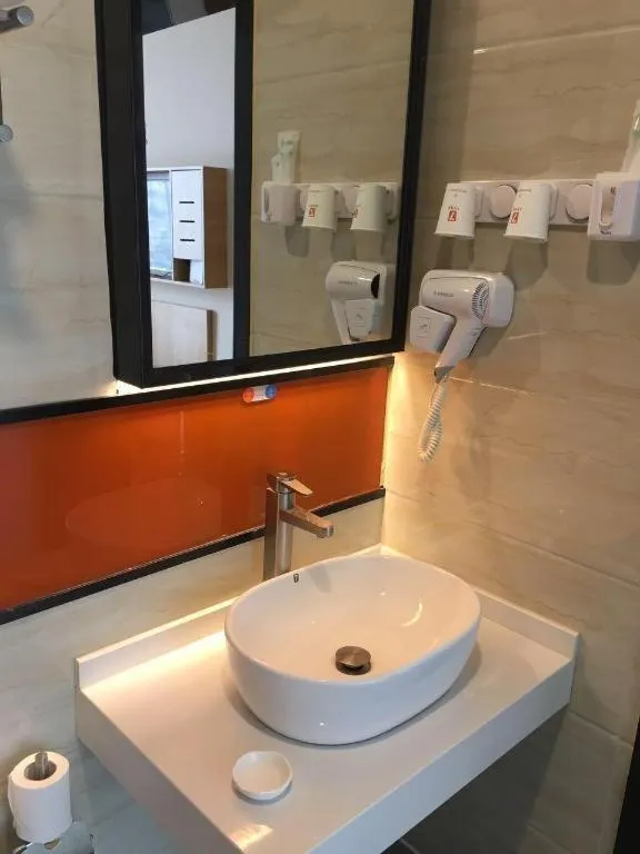 7Days Premium Nanjing Olympic Sports International Exhibition Center