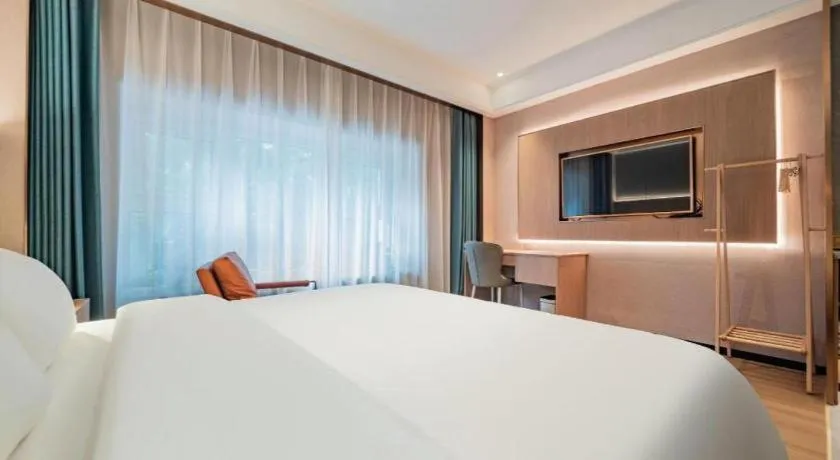 Bed in James Joyce Coffetel Xi'an Laochenggen Hongmiaopo Metro Station