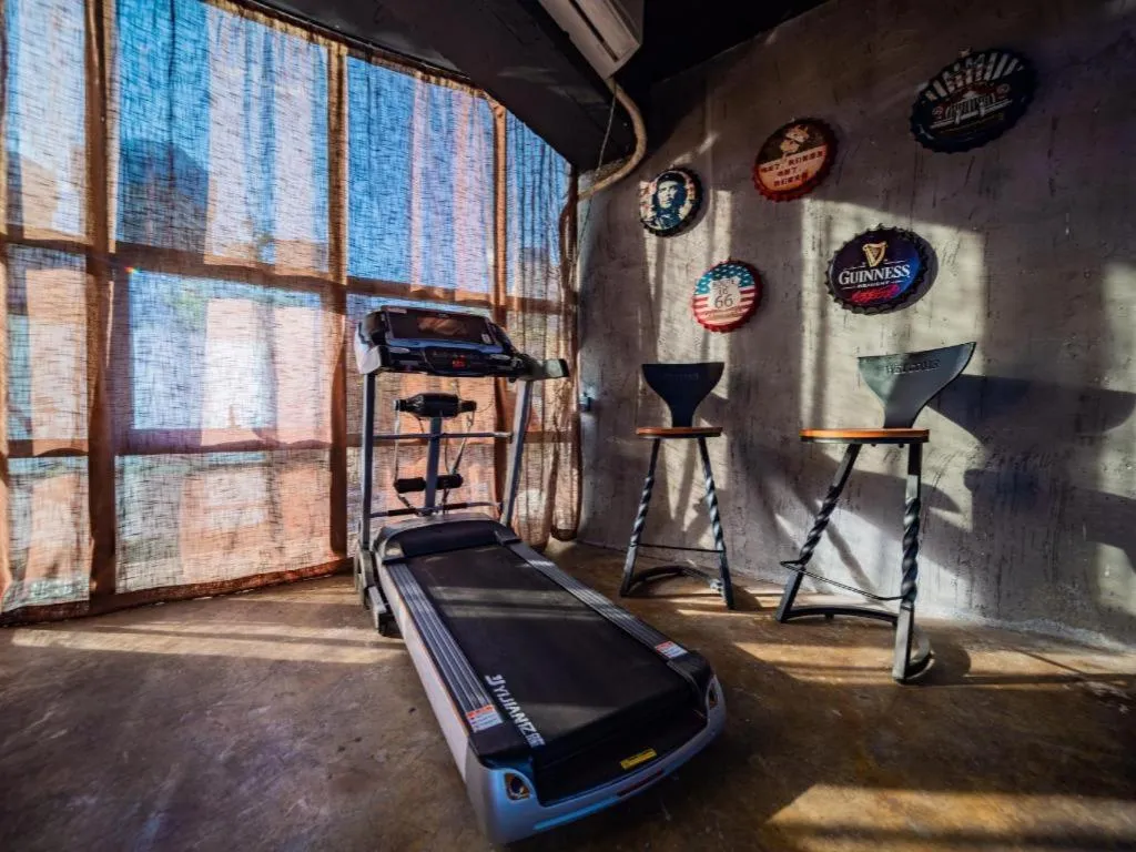 James Joyce Coffetel Xi'an Laochenggen Hongmiaopo Metro Station